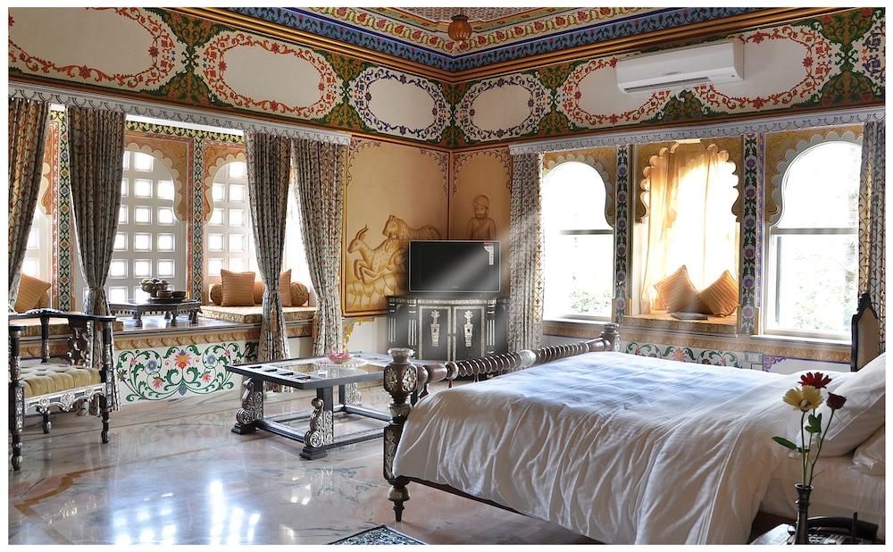 Chunda Palace Udaipur Exterior foto